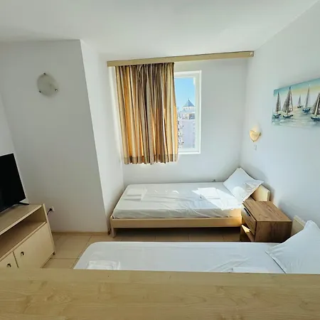 Sunny House 502 Large Сонячний Берег